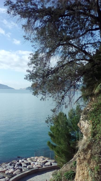 Locanda Del Sole Nero San Terenzo Dış mekan fotoğraf